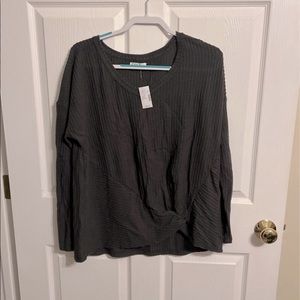 1X Maurices sweater